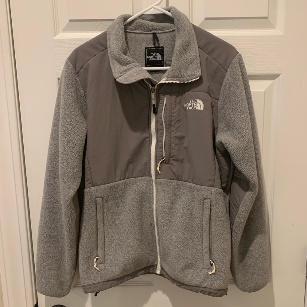 The North Face Denali fleece. Size L womens, but could be unisex.